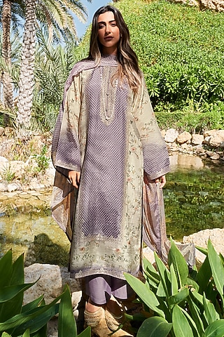 Mauve Viscose Woven Printed Kurta Set by Label Varsha