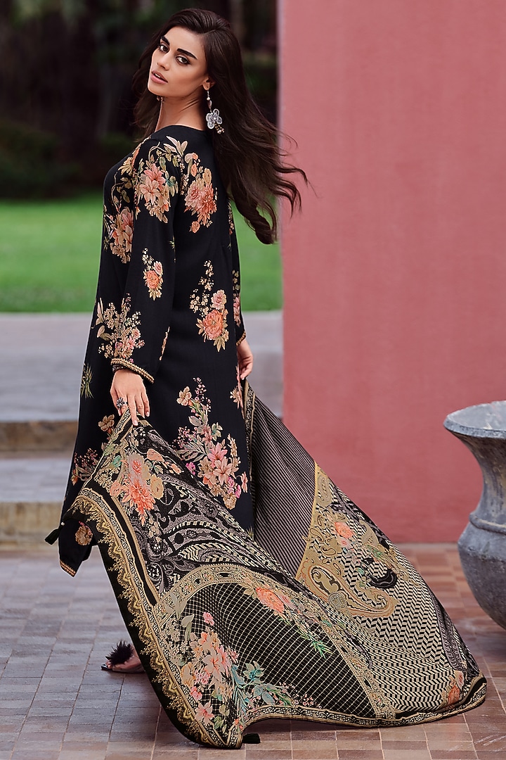 Black Viscose Pashmina Floral Embroidered Kurta Set by Label Varsha at Pernia's Pop Up Shop