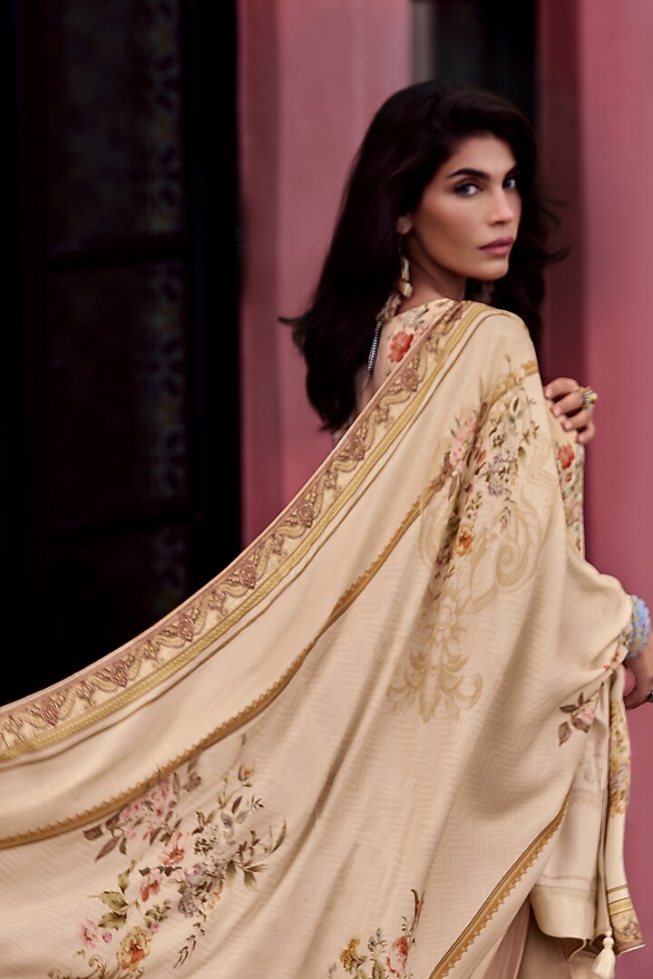 Dessert Ivory Viscose Pashmina Floral Embroidered Kurta Set by Label Varsha at Pernia's Pop Up Shop