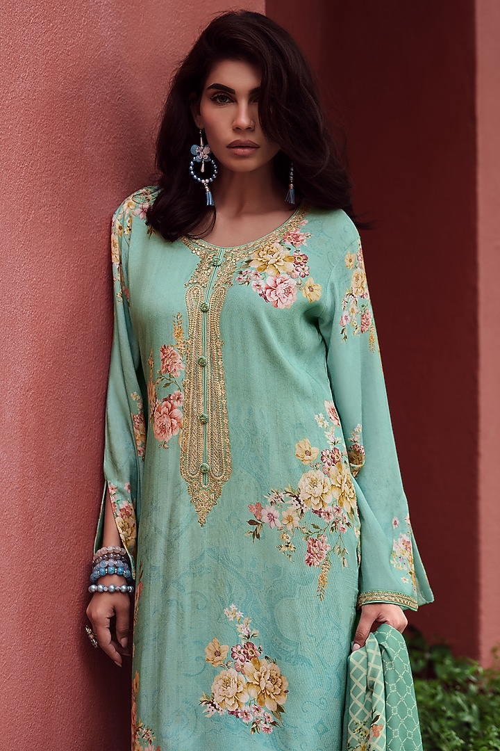 Seafoam Green Viscose Pashmina Floral Embroidered Kurta Set by Label Varsha at Pernia's Pop Up Shop