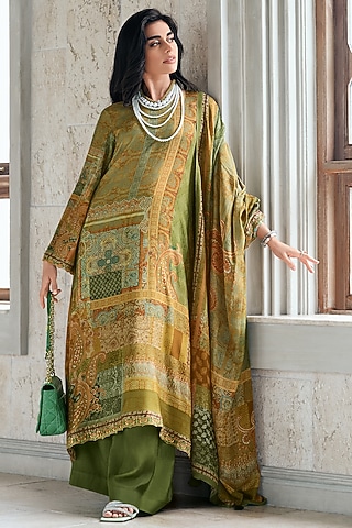 Moss Green Viscose Muslin Printed & Lace Embroidered Kurta Set by Label Varsha