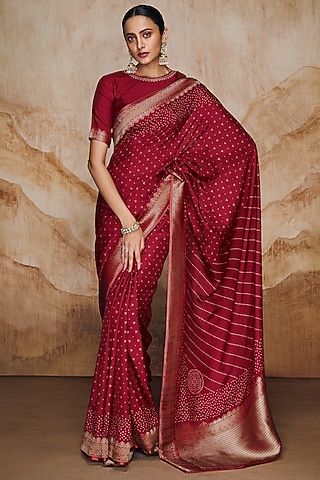 Red Viscose Woven Saree Set by Label Varsha