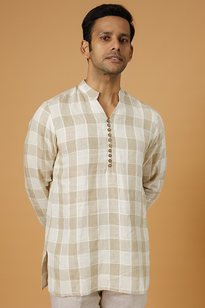 Beige Linen Checkered Kurta by Linen Bloom Men at Pernia's Pop Up Shop