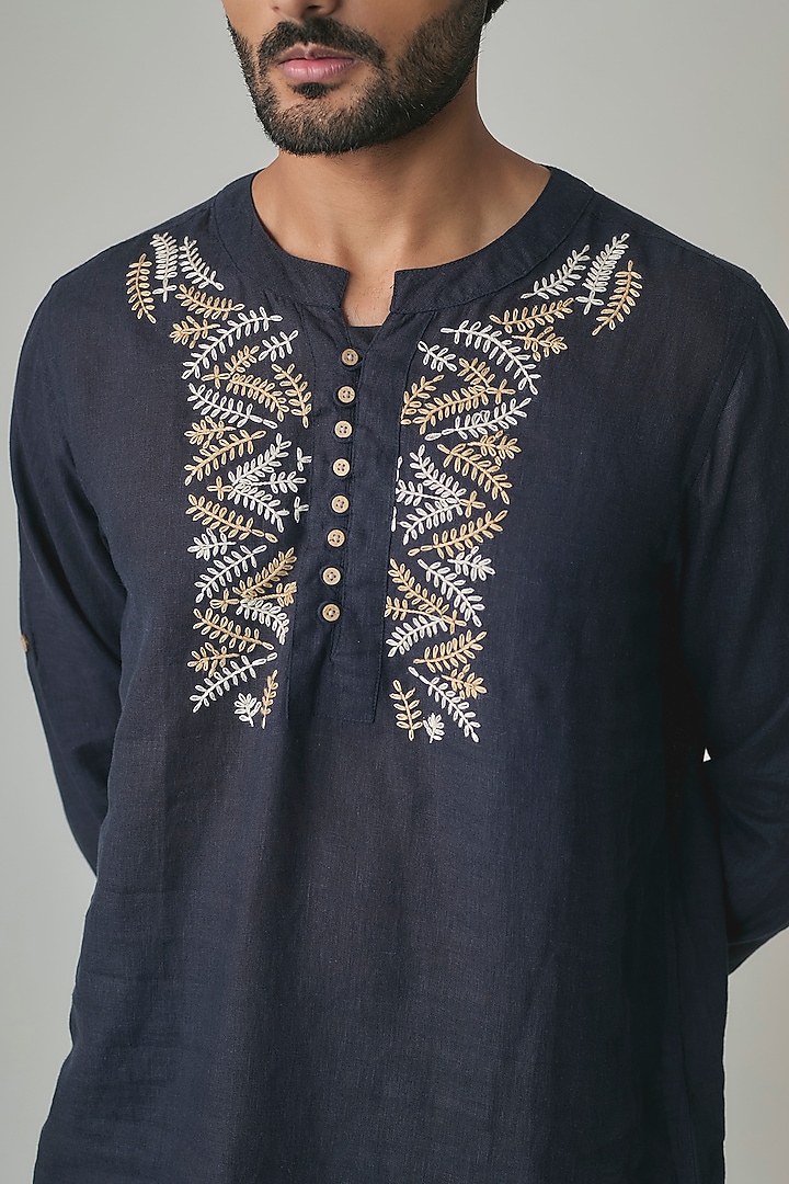 Navy Linen Kurta by Linen Bloom Men at Pernia's Pop Up Shop