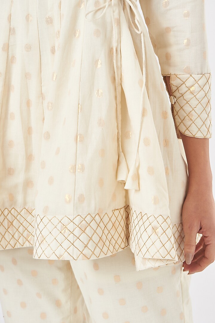 Ivory Pure Mulmul Cotton Co-Ord Set by Luvya by Neetu at Pernia's Pop Up Shop