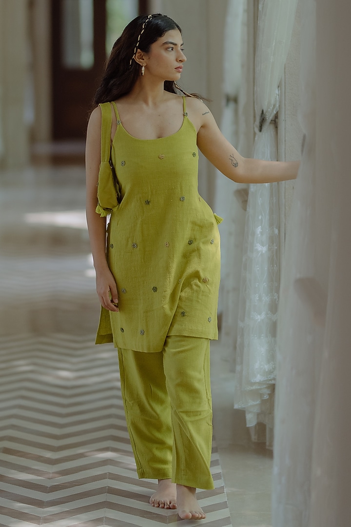 Light Green Jute Embroidered Tunic Set by Label Sugar at Pernia's Pop Up Shop