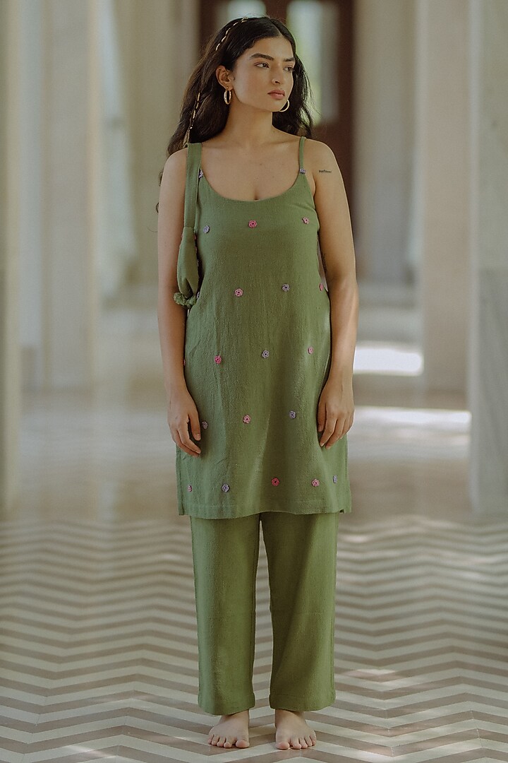 Green Jute Embroidered Tunic Set by Label Sugar at Pernia's Pop Up Shop