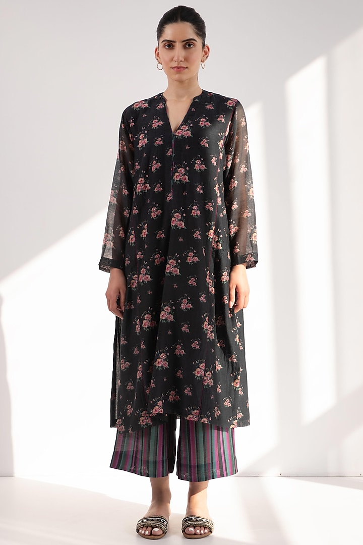 Charcoal Chanderi Printed Kurta Set by Label Shreya Sharma