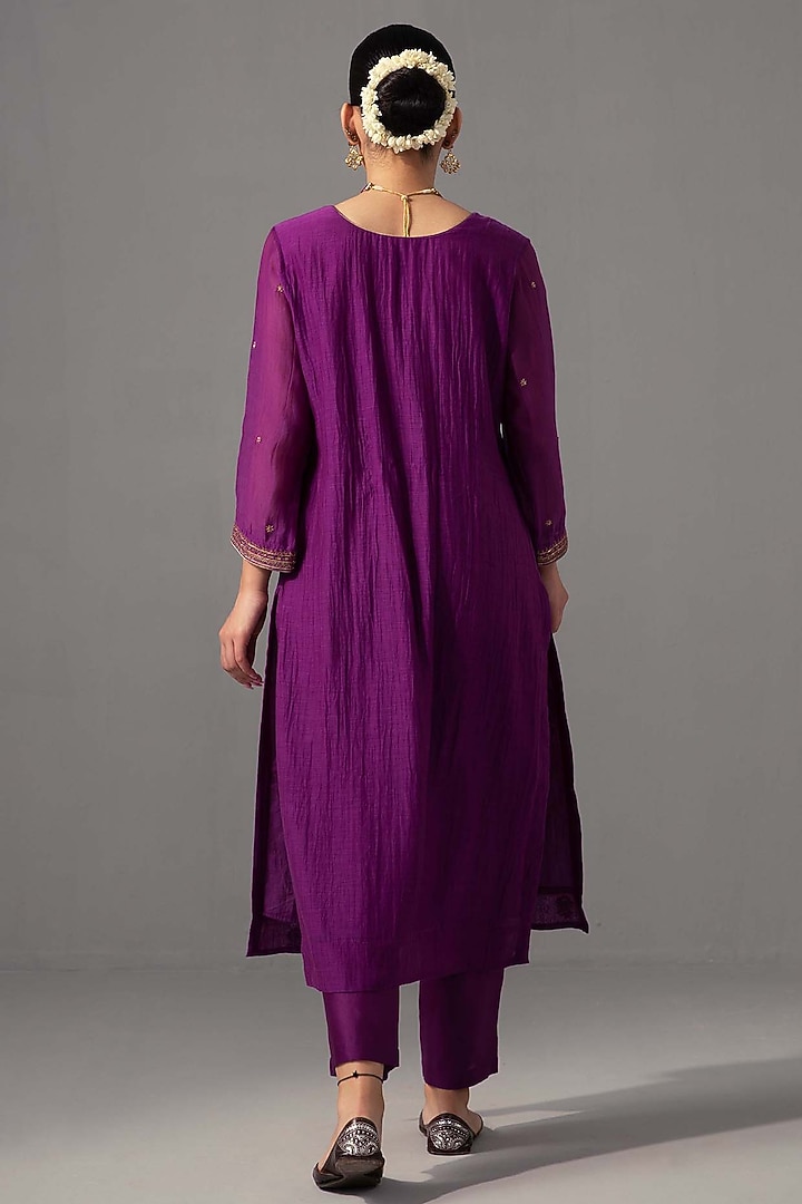 Aubergine Chanderi Hand Embroidered Kurta Set by Label Shreya Sharma at Pernia's Pop Up Shop