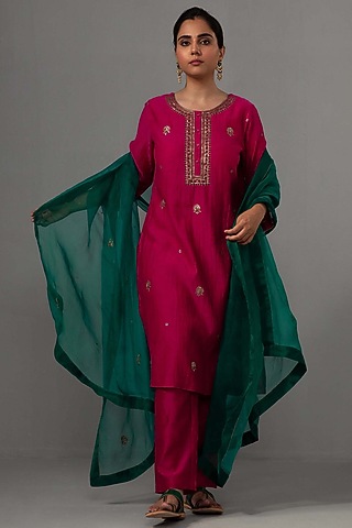 Fuchsia Chanderi Hand Embroidered Kurta Set by Label Shreya Sharma
