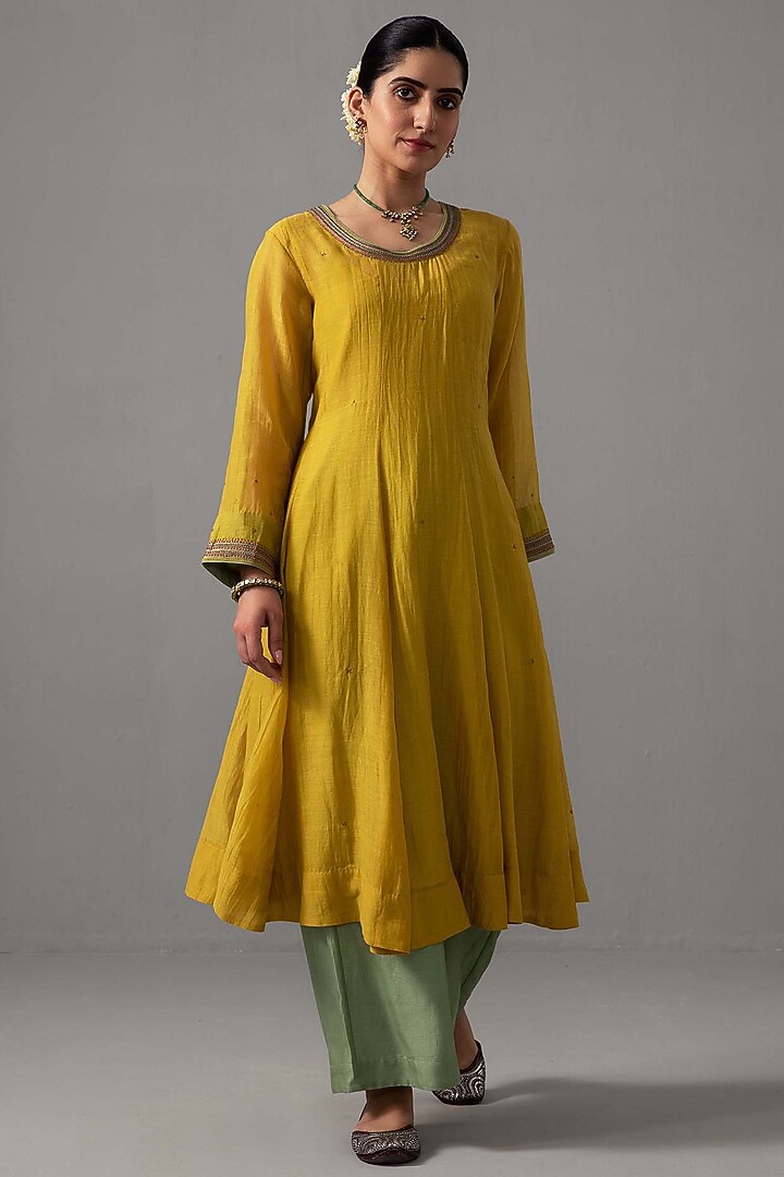 Yellow Chanderi Hand Embroidered Party Wear Anarkali Set by Label Shreya Sharma at Pernia's Pop Up Shop