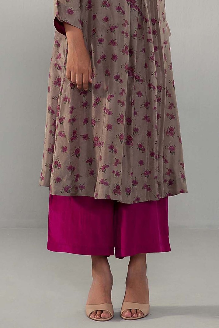 Brown Pure Silk Floral Printed Pleated Kurta Set by Label Shreya Sharma at Pernia's Pop Up Shop