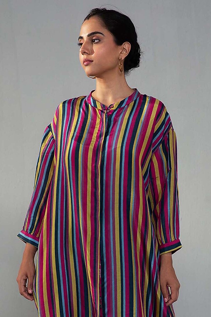 Fuchsia Natural Crepe Stripe Printed Kurta Set by Label Shreya Sharma at Pernia's Pop Up Shop