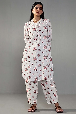White Linen Printed Kurta Set by Label Shreya Sharma