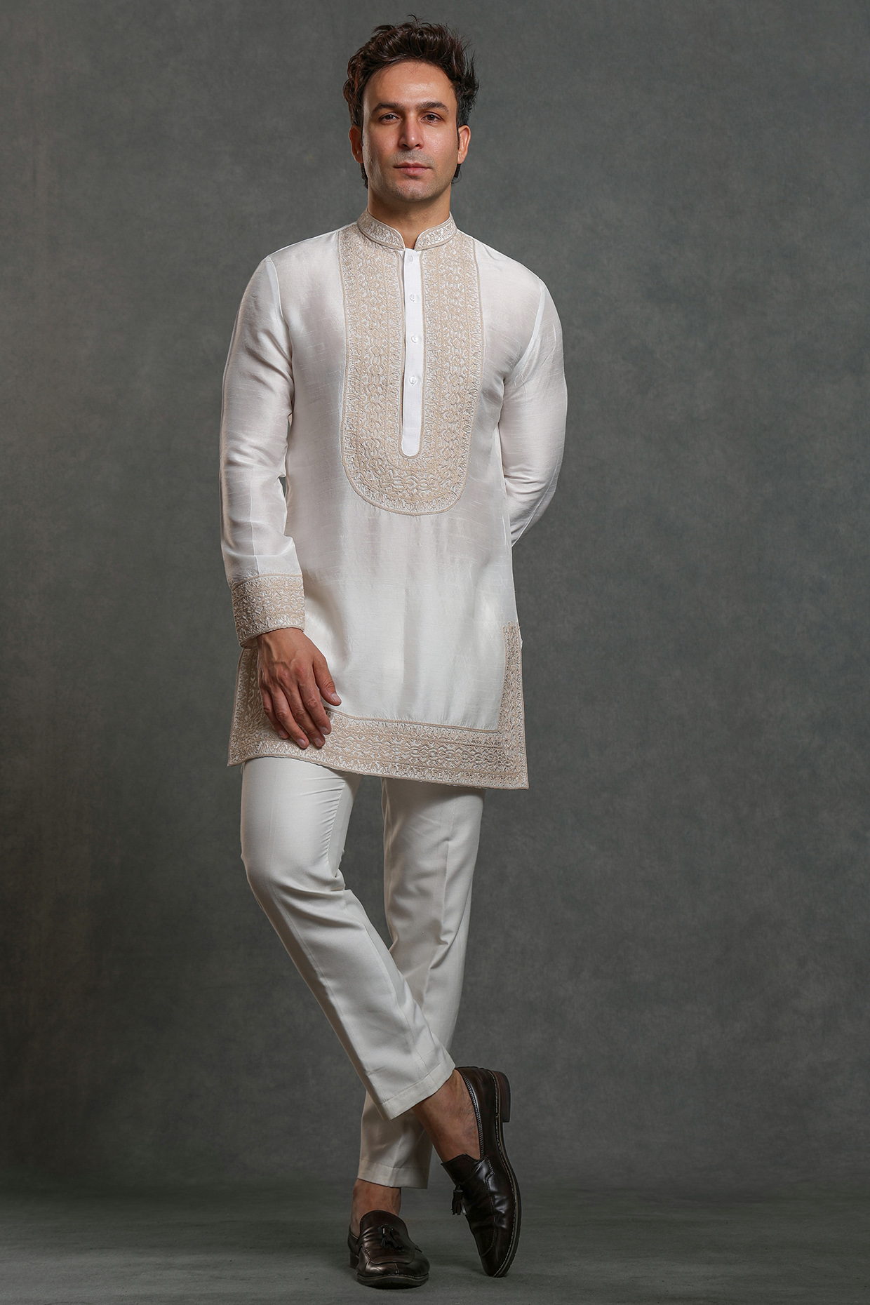Off-White Dola Silk Thread Embroidered Kurta Set by Line by Shamim Khan