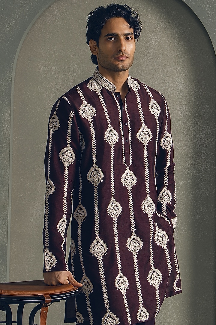 Maroon Dola Silk Dori Thread Embroidered Kurta Set by Line by Shamim Khan at Pernia's Pop Up Shop