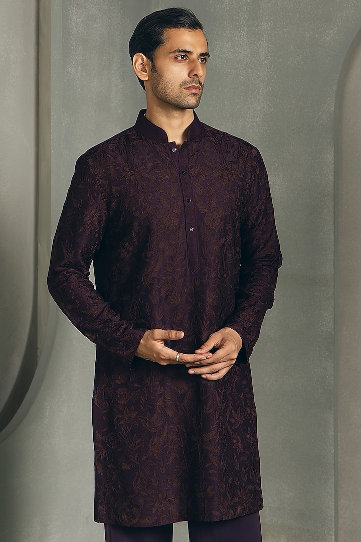 Maroon Dola Silk Thread Embroidered Kurta Set by Line by Shamim Khan at Pernia's Pop Up Shop