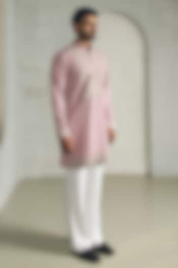 Soft Pink Dola Silk Thread Embroidered Kurta Set by Line by Shamim Khan at Pernia's Pop Up Shop