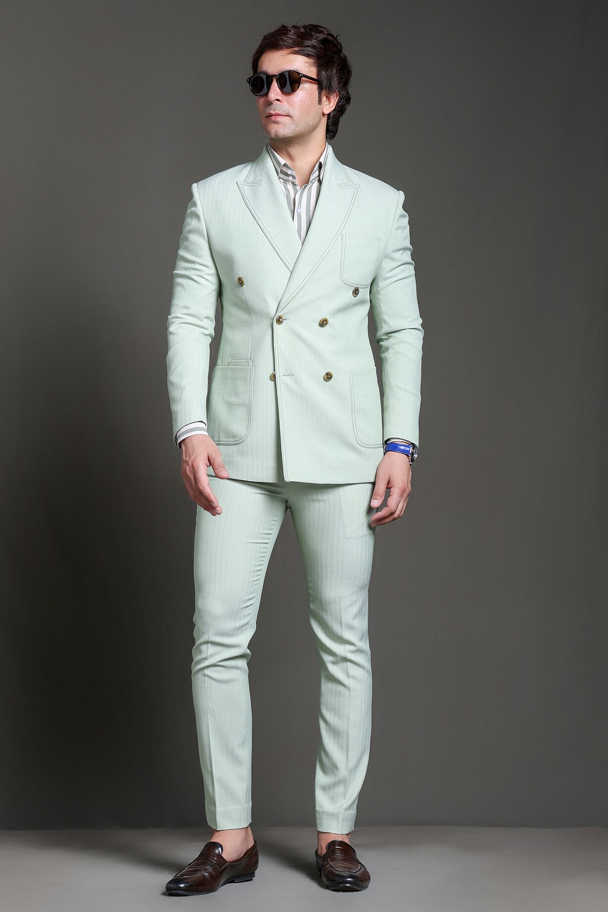 green emerald velvet dress Drkobr Men's 2 Pieces Mint Suit Set One Button Jacket and Pants Wedding  Casual Tuxedos at Amazon Men's Clothing store
