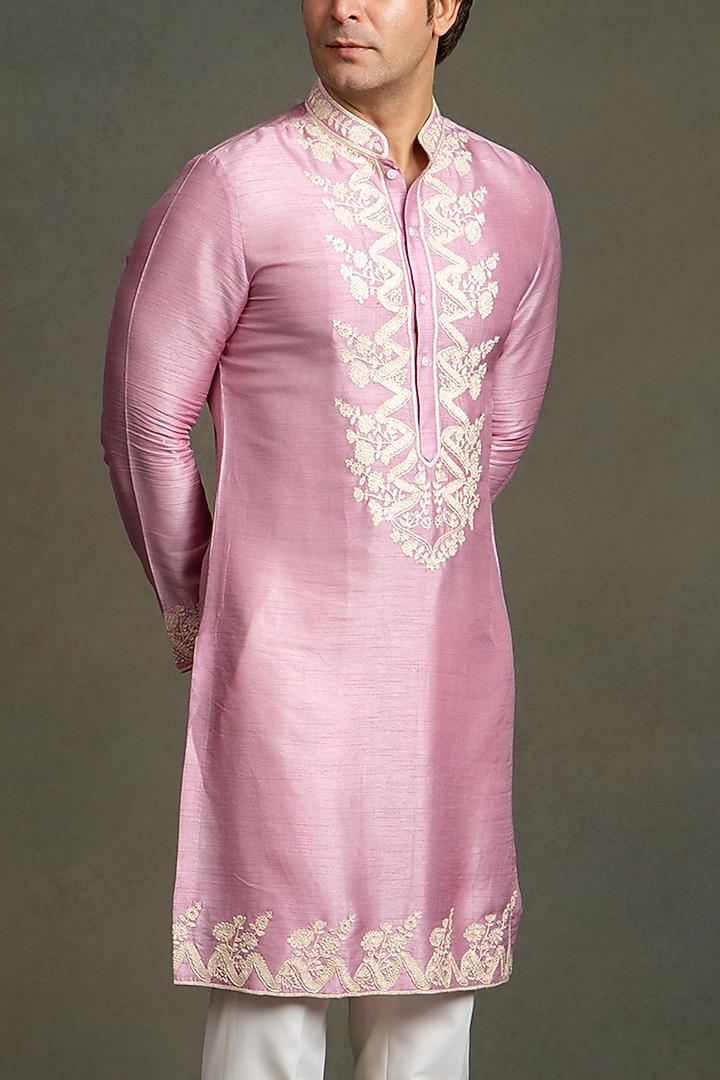 Pastel Pink Dola Silk Thread Embroidered Kurta Set by Line by Shamim Khan at Pernia's Pop Up Shop