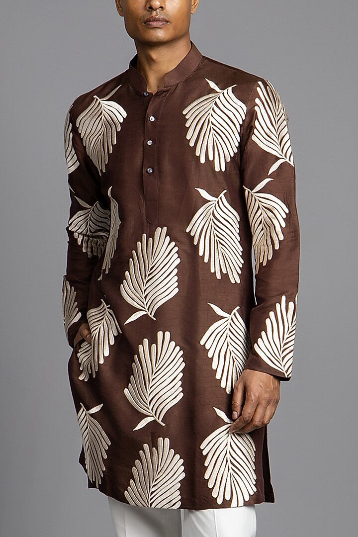 Brown Dola Silk Thread Embroidered Kurta Set by Line by Shamim Khan at Pernia's Pop Up Shop