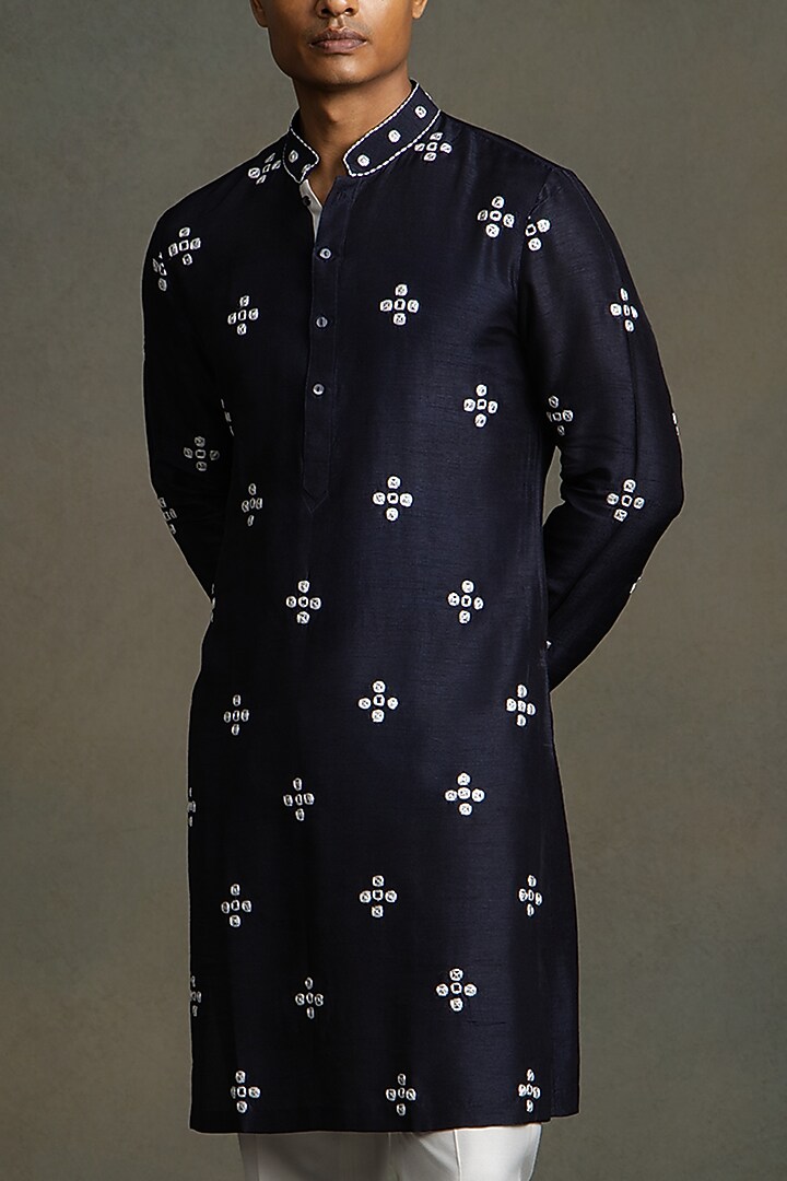 Dark Blue Dola Silk Thread Embroidered Kurta Set by Line by Shamim Khan at Pernia's Pop Up Shop