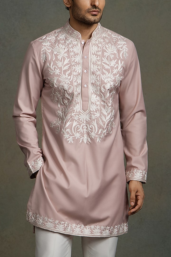 Peach Cotton Viscose Thread Embroidered Kurta Set by Line by Shamim Khan at Pernia's Pop Up Shop