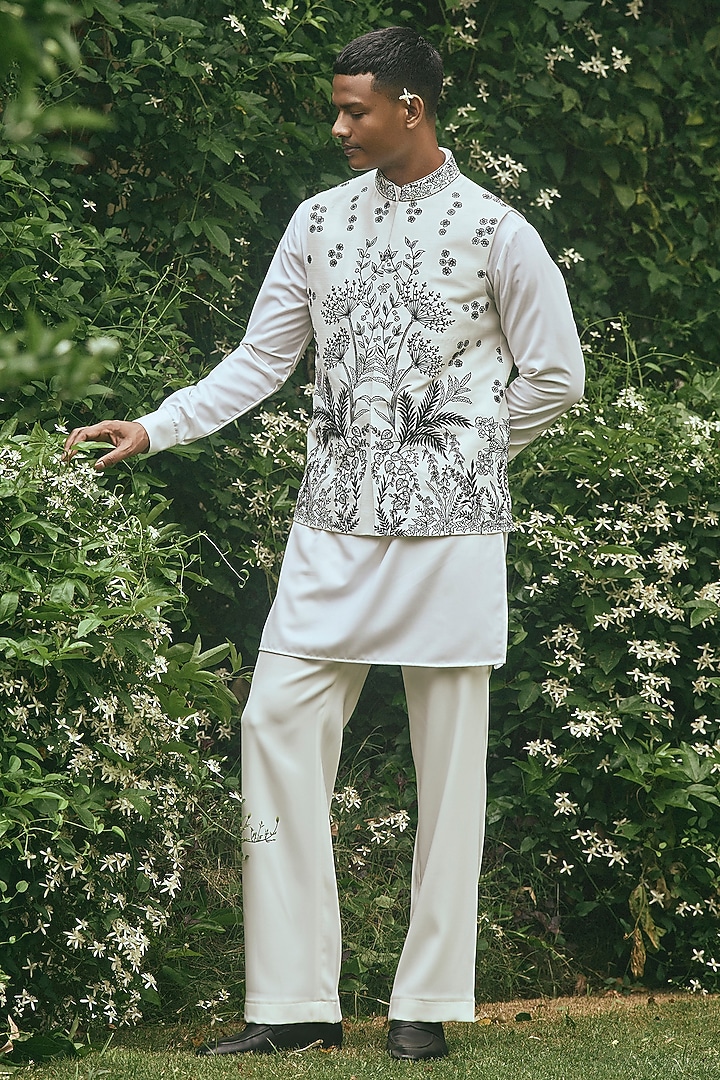 Off-White Dupion Silk Thread Embroidered Nehru Jacket Set by Line by Shamim Khan at Pernia's Pop Up Shop