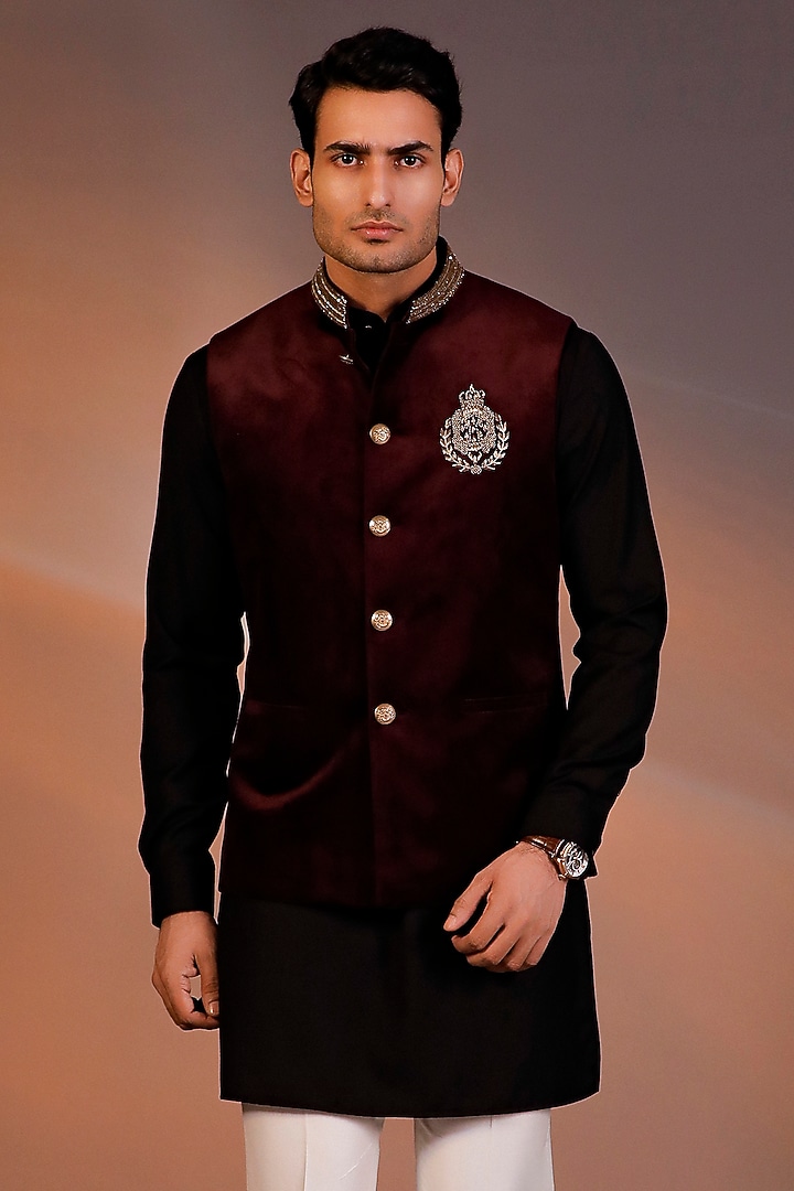Maroon Velvet Bundi Jacket Set by Line by Shamim Khan at Pernia's Pop Up Shop