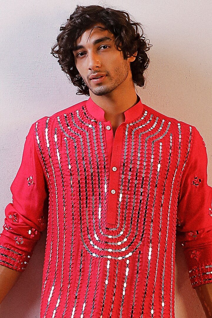 Pink Silk Mirror Work Kurta Set by Line by Shamim Khan at Pernia's Pop Up Shop