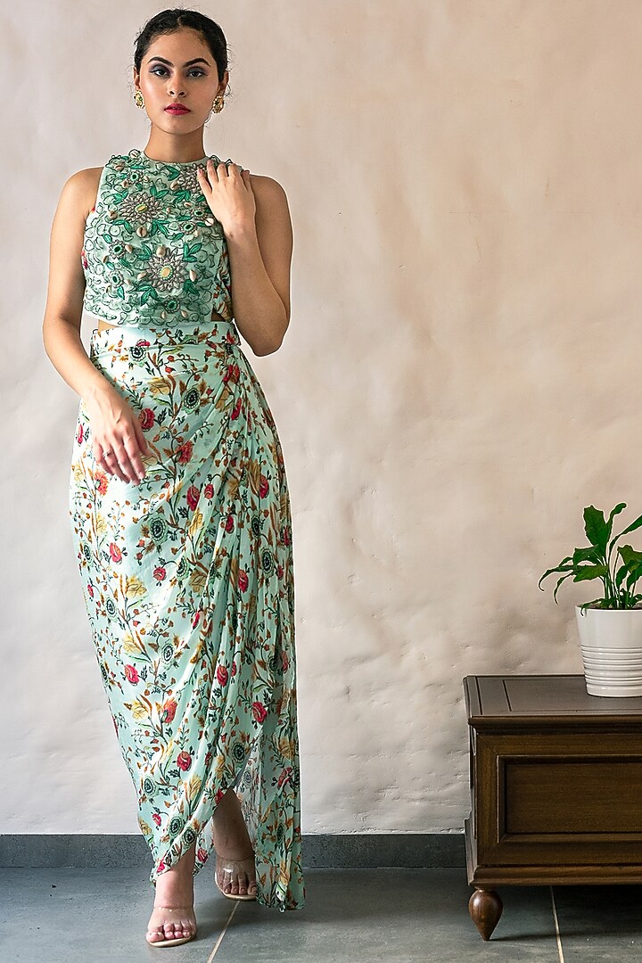 Green Dhoti Skirt Set by Label Tanya at Pernia's Pop Up Shop