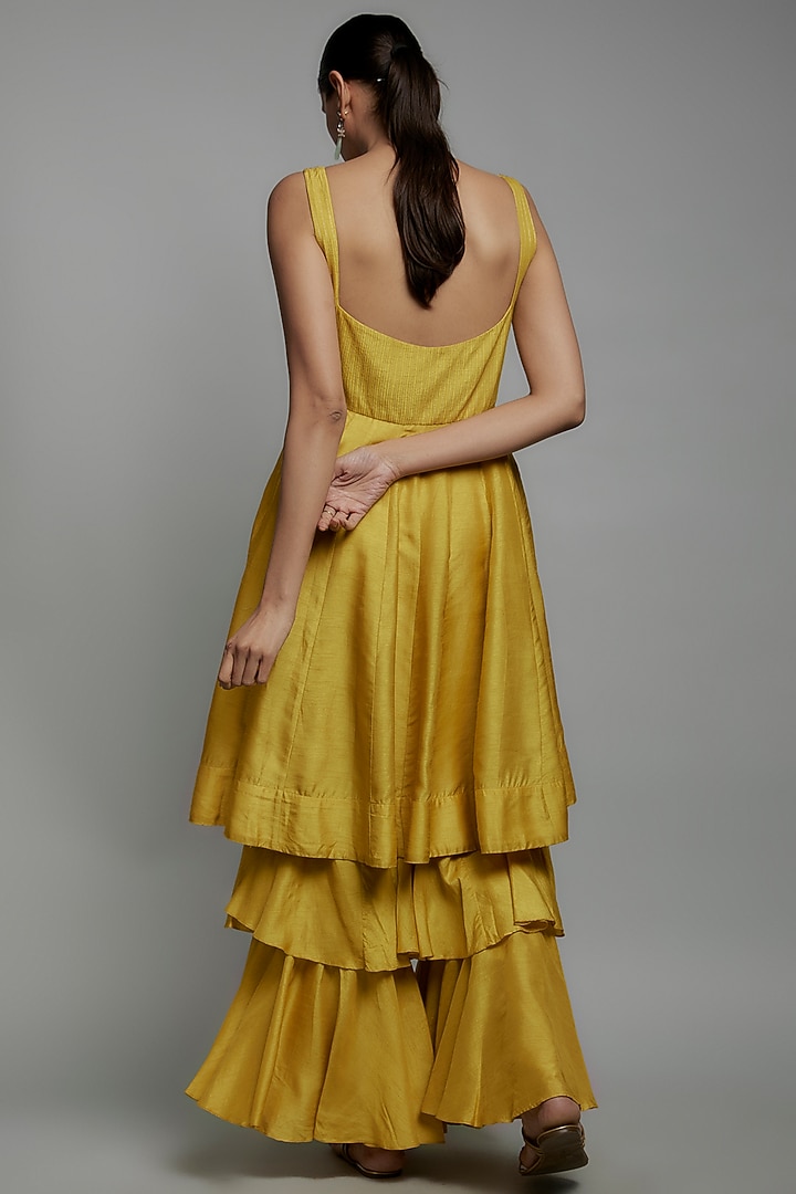 Yellow Dupion Silk Hand Embroidered Kalidar Kurta Set by Loka By Veerali Raveshia at Pernia's Pop Up Shop