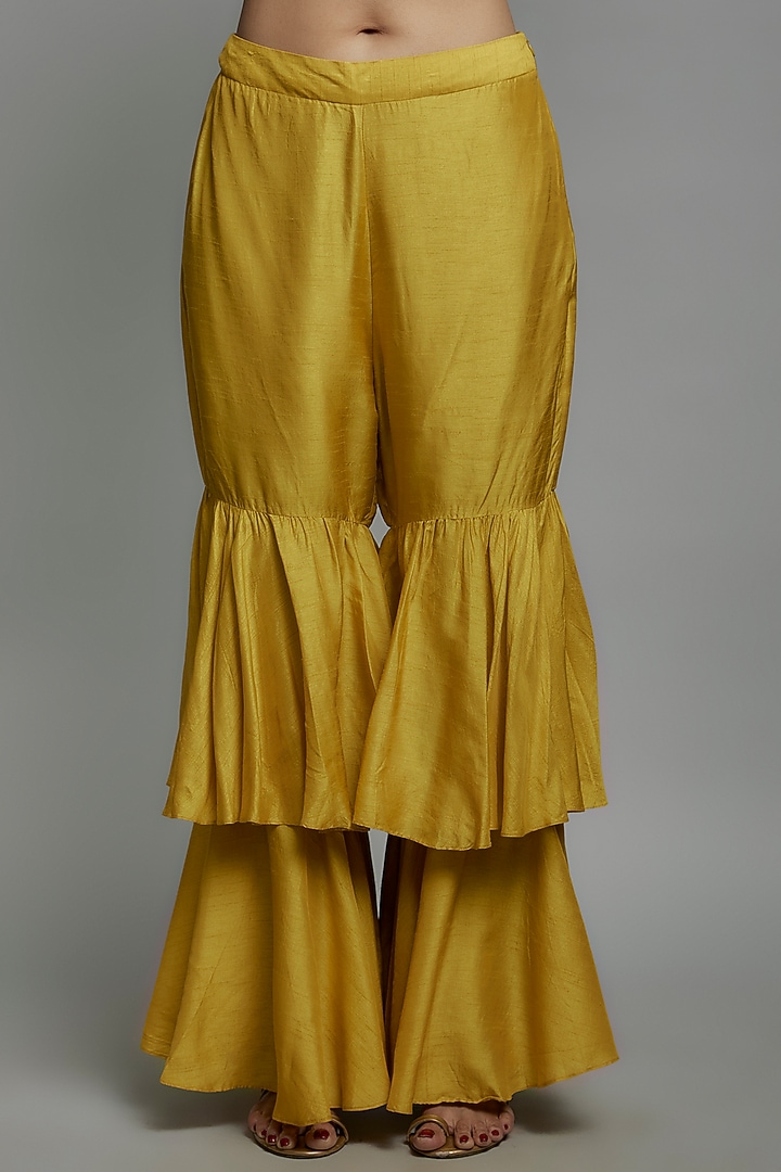 Yellow Dupion Silk Hand Embroidered Kalidar Kurta Set by Loka By Veerali Raveshia at Pernia's Pop Up Shop