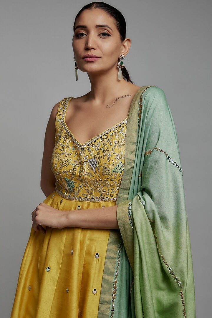 Yellow Dupion Silk Hand Embroidered Kalidar Kurta Set by Loka By Veerali Raveshia at Pernia's Pop Up Shop