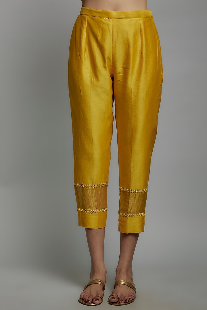 Yellow Chanderi Silk Hand Embroidered Flared Kurta Set by Loka By Veerali Raveshia at Pernia's Pop Up Shop
