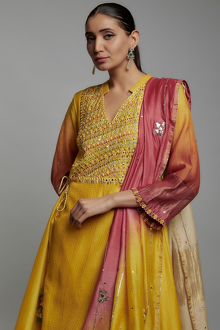 Yellow Chanderi Silk Hand Embroidered Flared Kurta Set by Loka By Veerali Raveshia at Pernia's Pop Up Shop