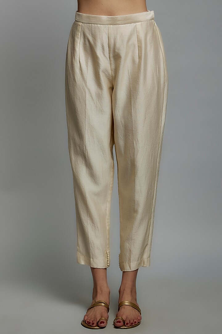 Ivory Chanderi Silk Hand Embroidered Flared Kurta Set by Loka By Veerali Raveshia at Pernia's Pop Up Shop