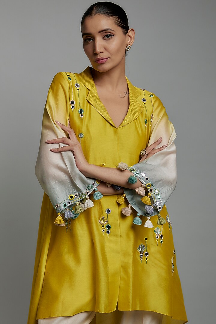 Yellow Chanderi Silk Hand Embroidered Tunic Set by Loka By Veerali Raveshia at Pernia's Pop Up Shop