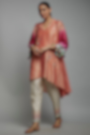 Pink Chanderi Silk Hand Embroidered Tunic Set by Loka By Veerali Raveshia at Pernia's Pop Up Shop