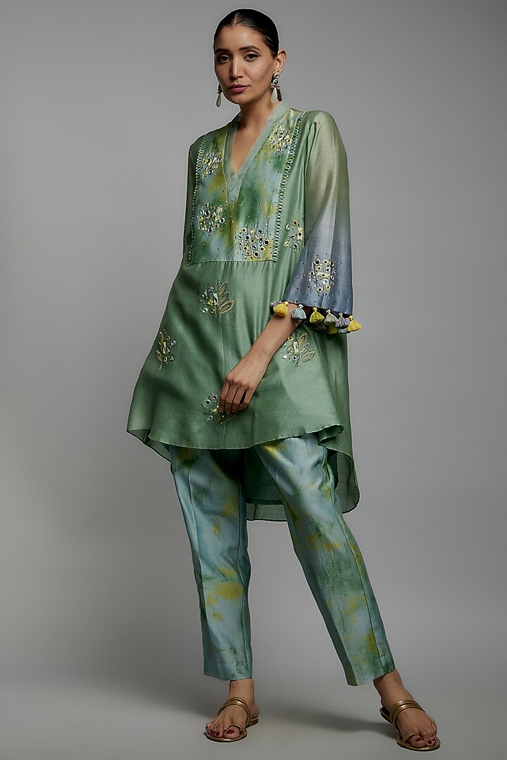 Teal Green Chanderi Silk Hand Embroidered Co-Ord Set by Loka By Veerali Raveshia at Pernia's Pop Up Shop