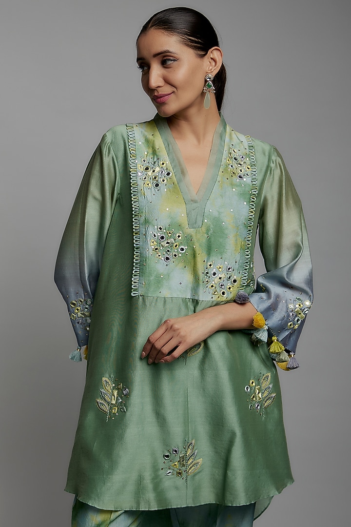 Teal Green Chanderi Silk Hand Embroidered Co-Ord Set by Loka By Veerali Raveshia at Pernia's Pop Up Shop