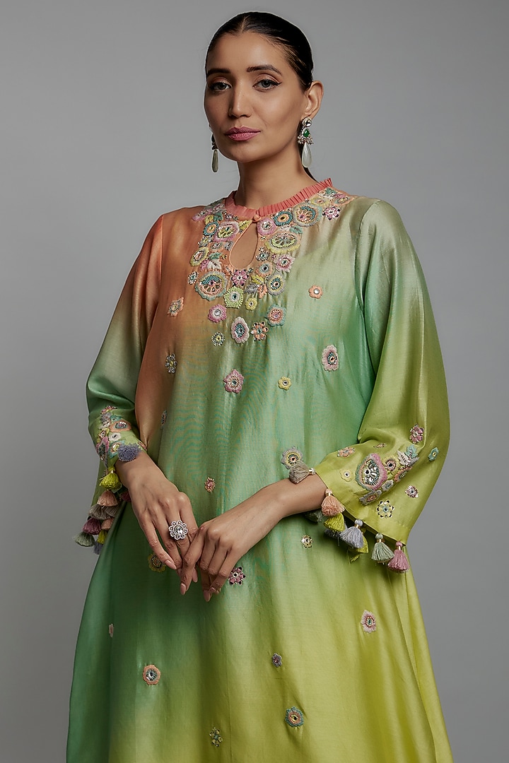 Green Chanderi Silk Hand Embroidered Kurta Set by Loka By Veerali Raveshia at Pernia's Pop Up Shop