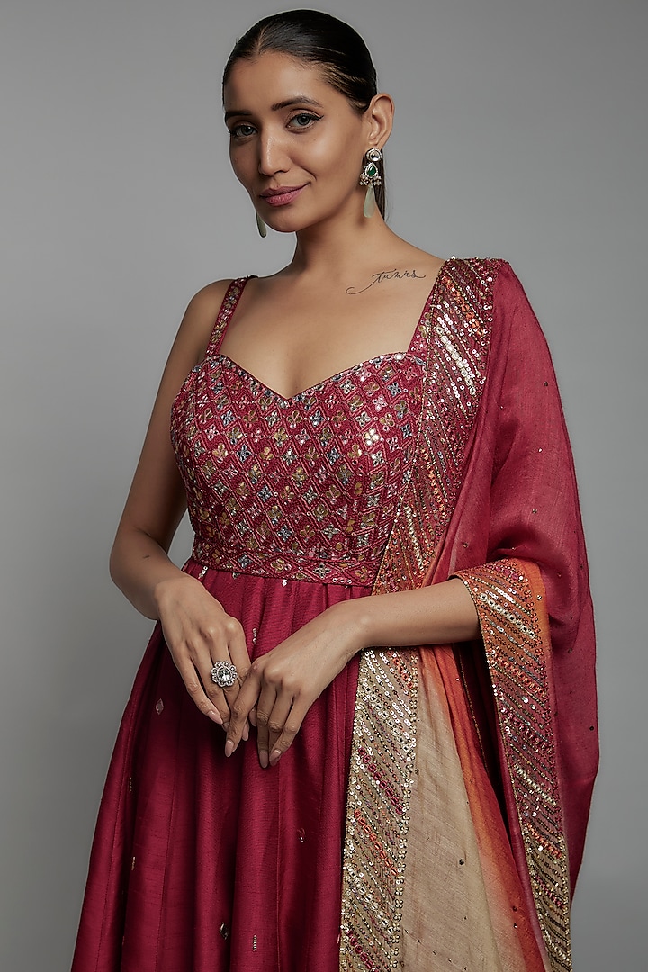 Red Dupion Silk Hand Embroidered Wedding Anarkali Set by Loka By Veerali Raveshia at Pernia's Pop Up Shop
