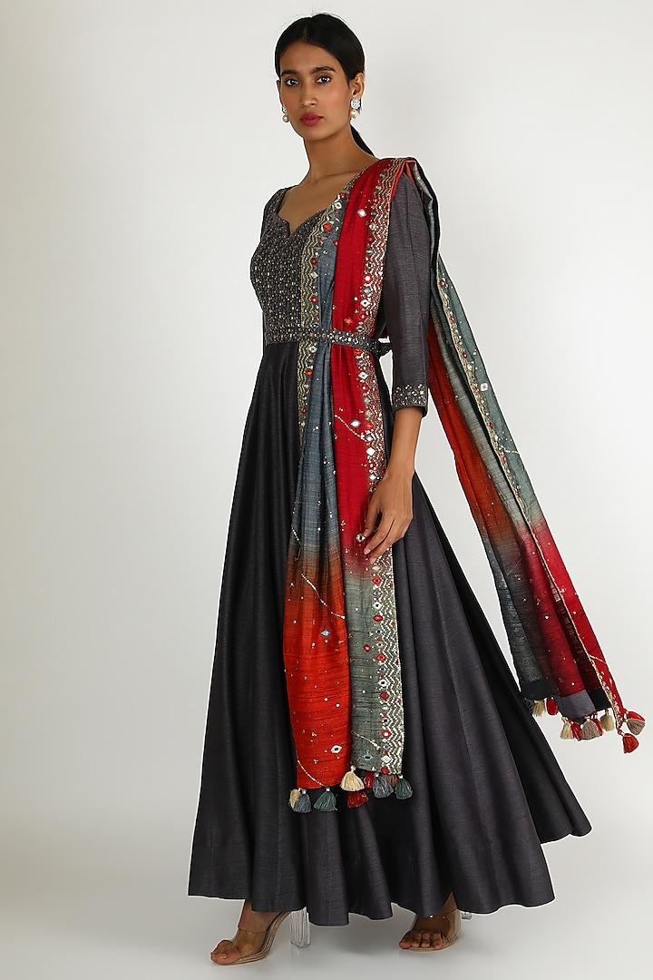 Grey Embroidered Anarkali Set by Loka By Veerali Raveshia