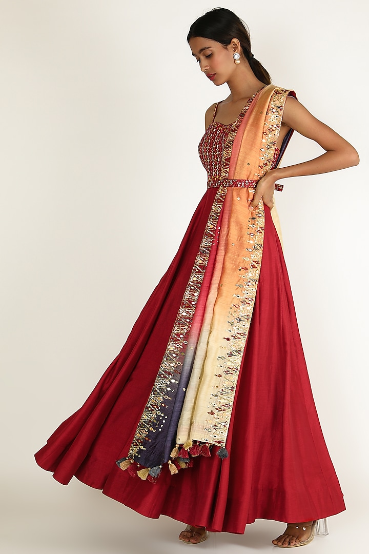 Red Embroidered Floor Length Dress by Loka By Veerali Raveshia