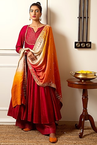 Cadmium Red Hand Embroidered Kalidar Kurta Set by LOKA By Veerali Raveshia
