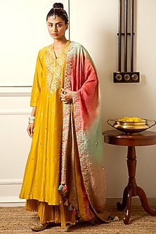 product-color-Mustard