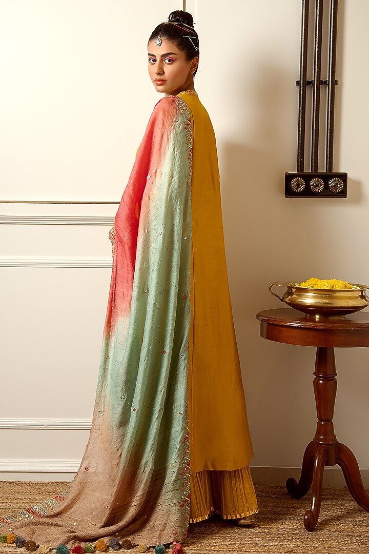 Mustard Hand Embroidered Kurta Set by LOKA By Veerali Raveshia at Pernia's Pop Up Shop