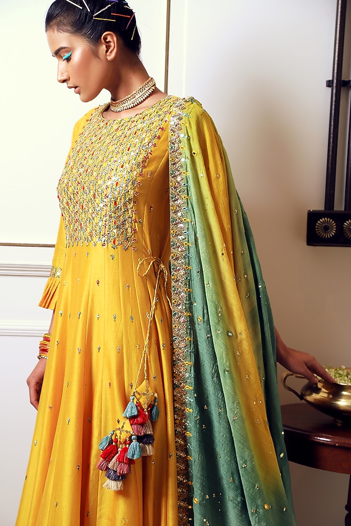 Mango Yellow Hand Embroidered Kalidar Kurta Set by LOKA By Veerali Raveshia at Pernia's Pop Up Shop