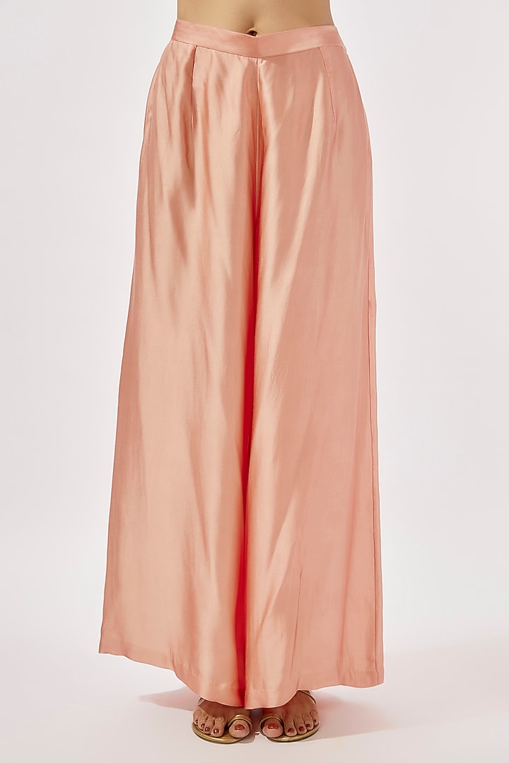 Bleach Peach & Orange Gajji Silk Mirror Hand Embroidered Ombre Kaftan Set by Loka By Veerali Raveshia at Pernia's Pop Up Shop